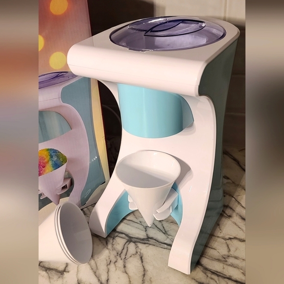 Brentwood  Snow Cone Maker 🍧 🧊 - Picture 10 of 14